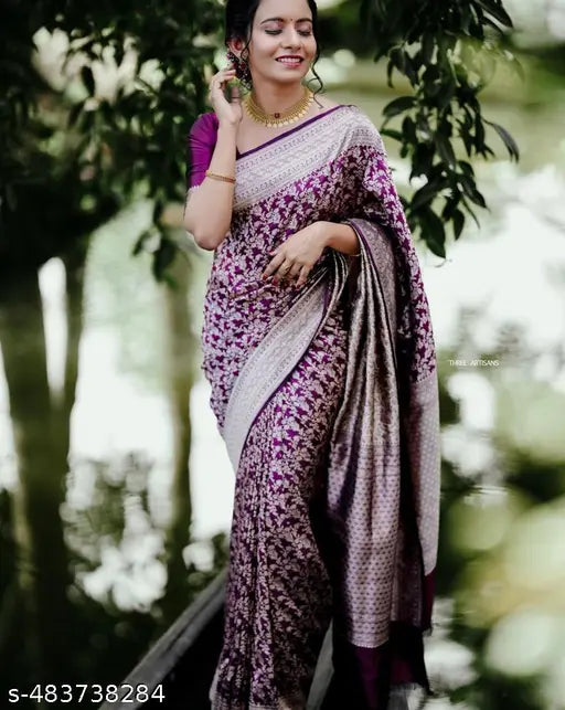 Unique Soft Silk Saree With Wonderful Blouse Piece