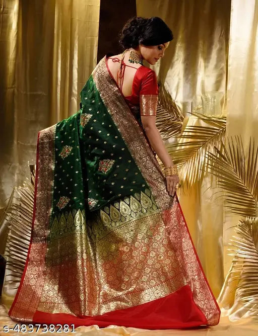 Unique Soft Silk Saree With Wonderful Blouse Piece